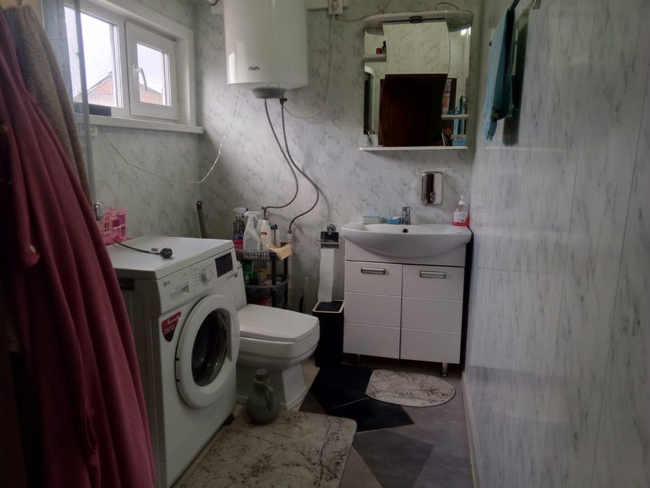 Продам частьный Дом с мансардом