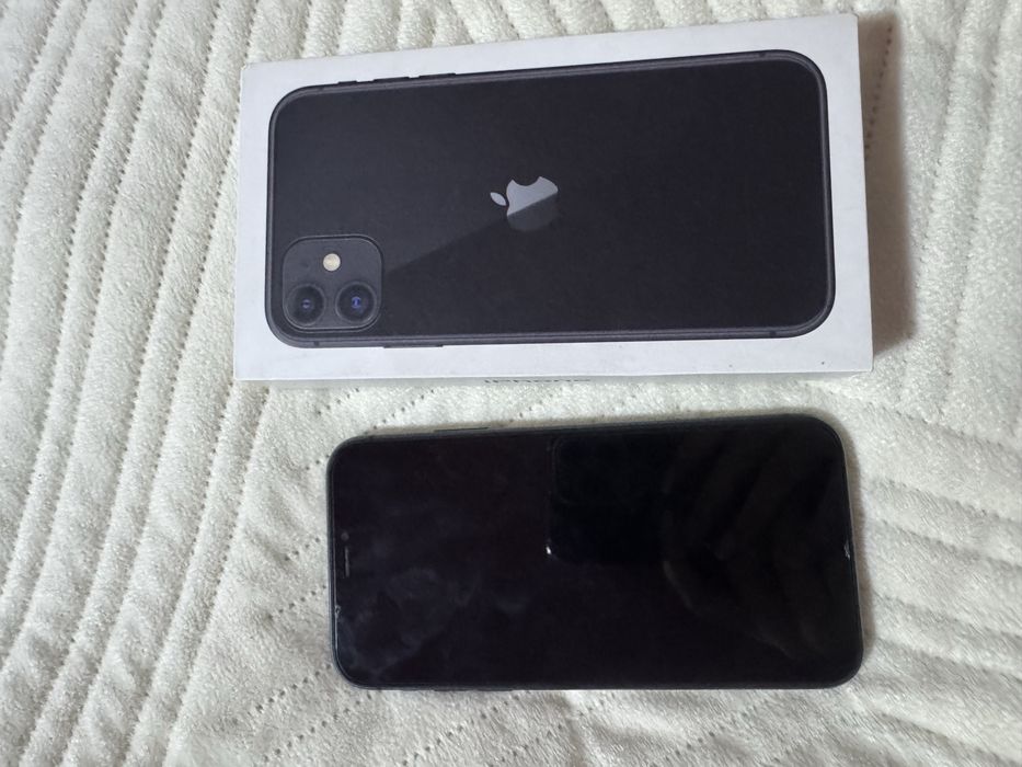 продам Айфон 11