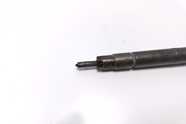 Injector motorina A6110701687 Mercedes-Benz Sprinter prima generatie