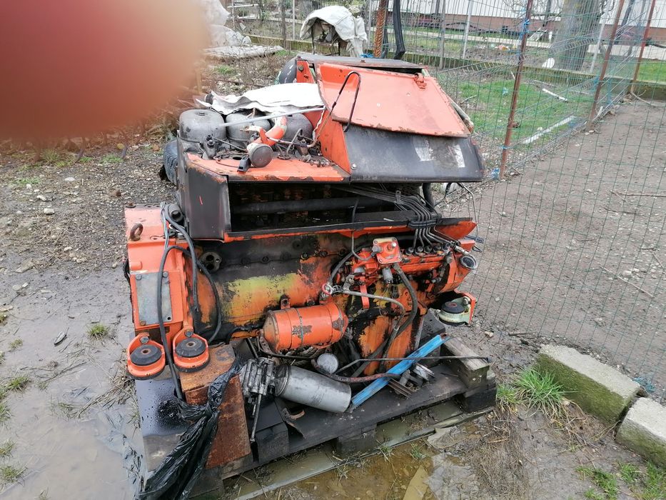 Vând motor BF6L913C