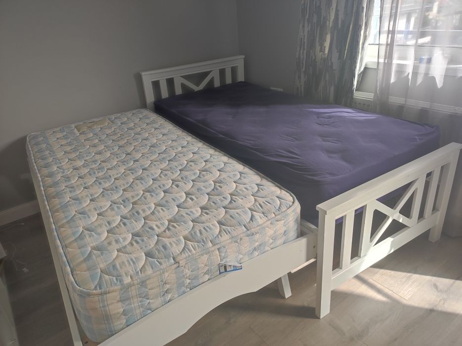 2 Paturi 90*200 economie spatiu