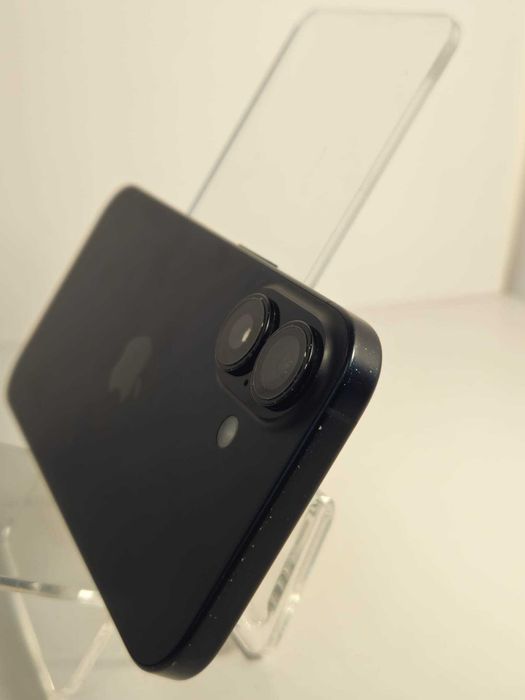 Apple iPhone 16 128GB – Baterie 88%