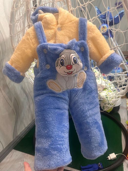 Детский костюм 4-6 месяцев