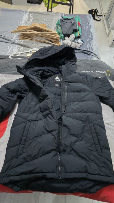 Burton XL яке и панталон чисто нови