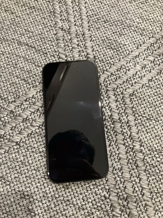 Iphone 15 в живом состоянии