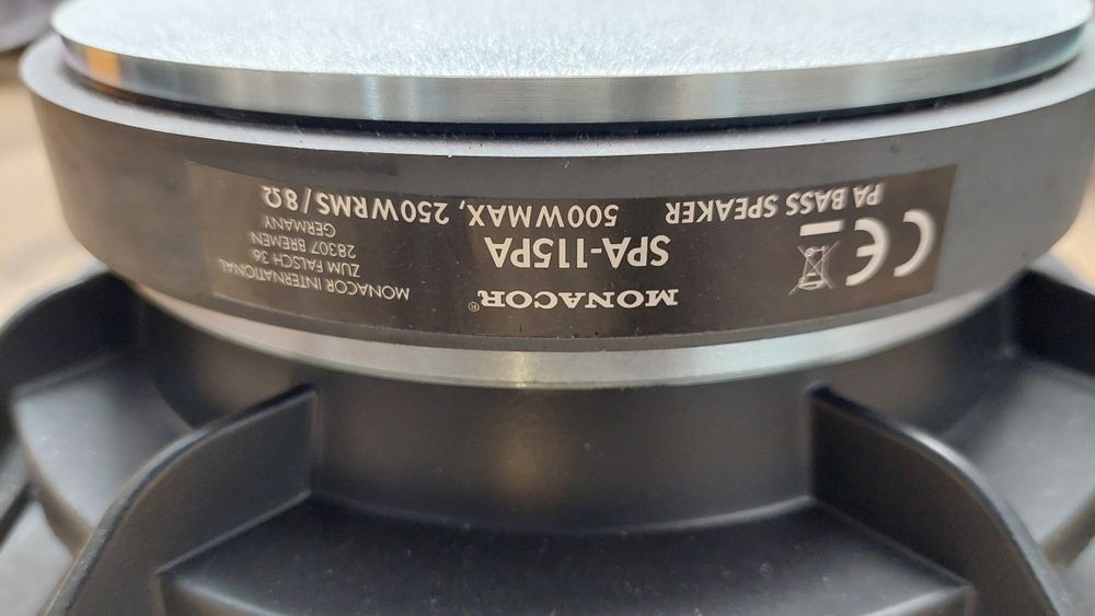 Vand bass monacor SPA115PA