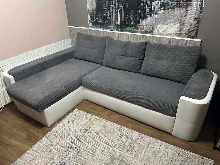 Разтегателен Диван