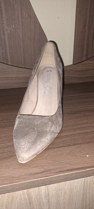 Велурени  обувки