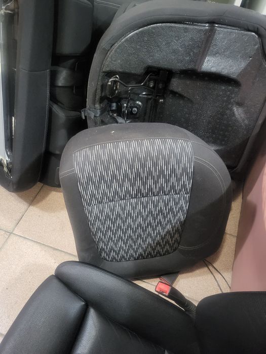 Седалки, салон за Опел Мокка 2015г