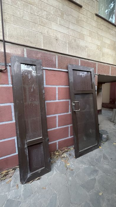 Продам двери в комплекте