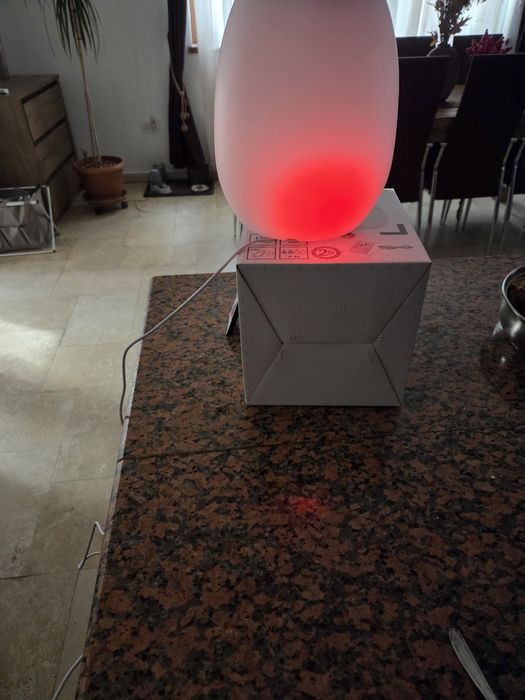 Lampă LED de exterior cu Boxă Bluetooth integrată și Telecomandă (RGB, IP44)