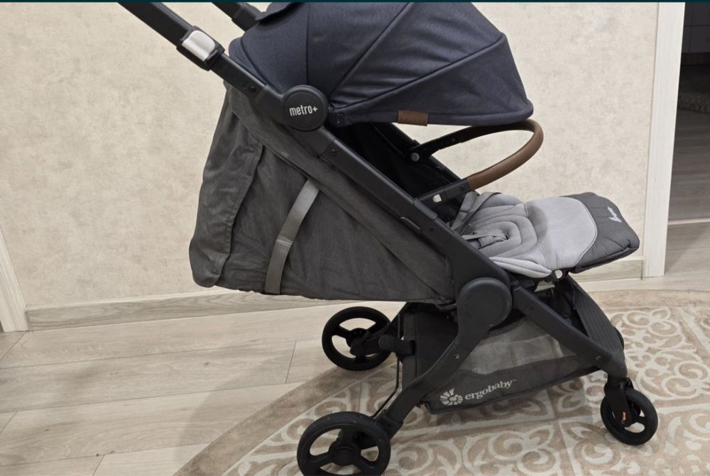 Продам коляску Ergobaby metro2 delux