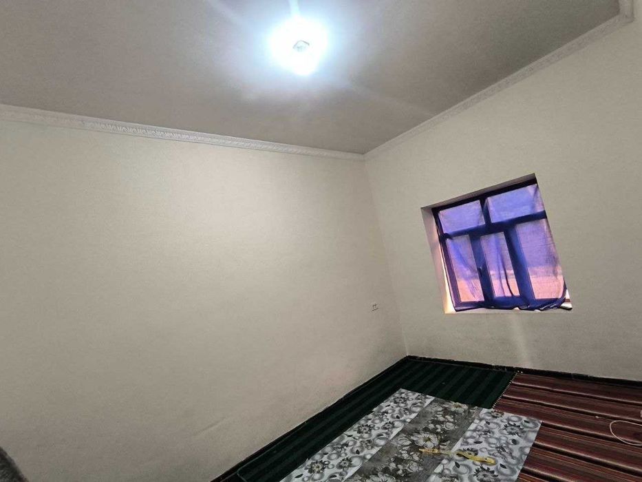 Qamashi tumanida 6 xonali 8 sotix xususiy uy sotiladi