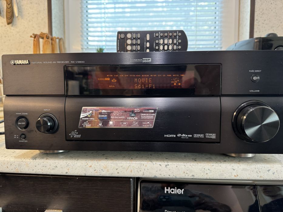 Yamaha RX-V3800 Качествен ресивър