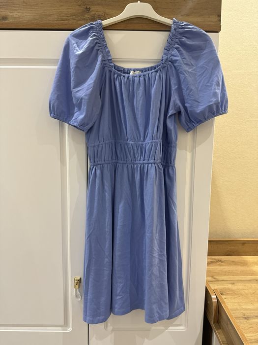 платья синяя и розовая