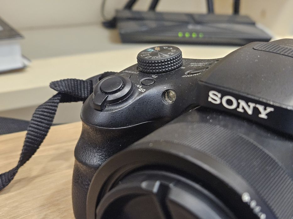 Sony Cyber Shot DSC-HX350 (черен), 50x оптично увеличение, 20,4 Mpix,