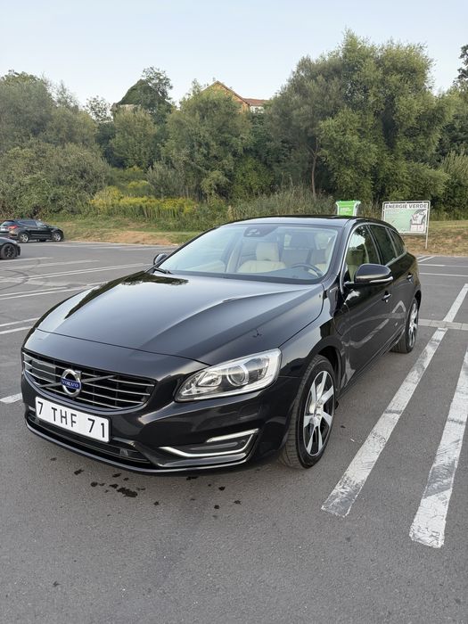Volvo V60  Plug In Hibryd 5 Cilindrii  Trapa Webasto Distronic Bliss