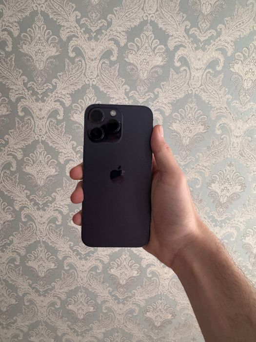 Продам Айфон 14 про макс 256гб