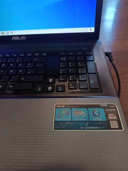 Laptop Asus i7 hdd 3 Tera sau i5