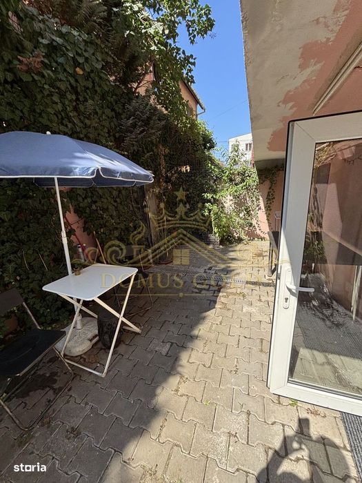 Apartament 3 camere| 80 mp |Terasă 50 mp| 2 parcări