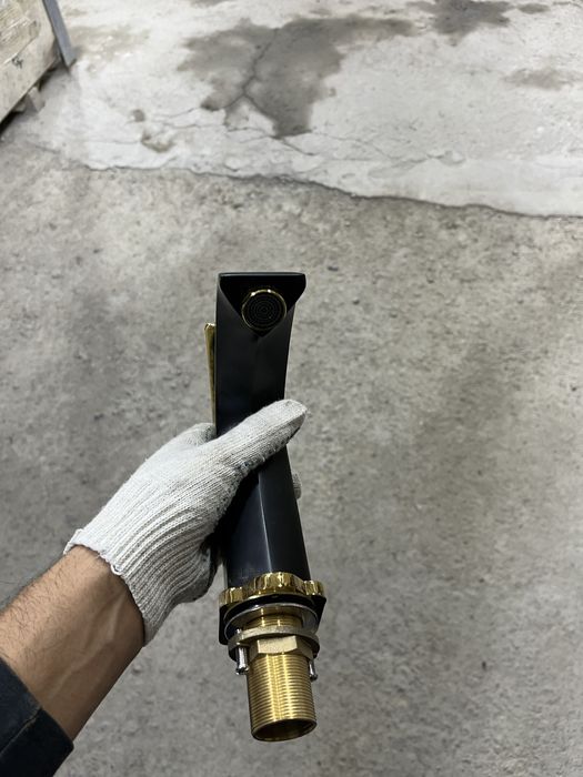 Смеситель для раковины