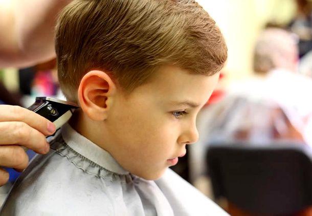 Sartarosh Uyga borib soch olish