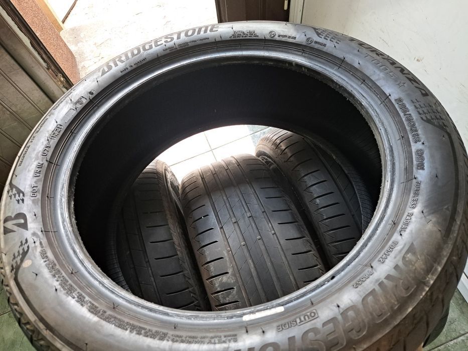 2 sau 4 anvelope 225/50 R18 Bridgestone