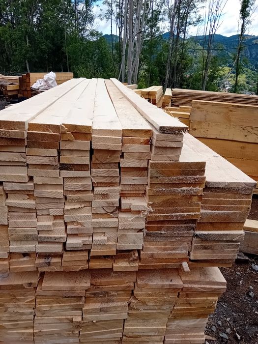 Vând cherestea rășinoase