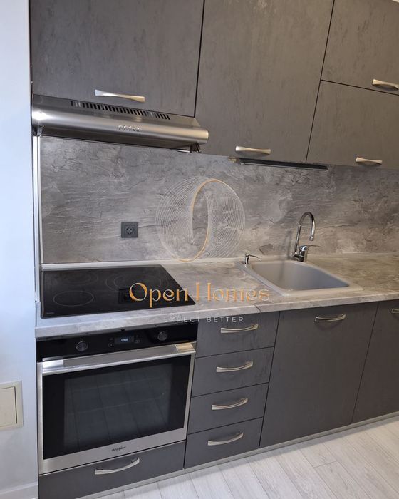 Продава се Тристаен апартамент в Пловдив, Кючук Париж - 68 кв.м за 1118 €/кв.м - Снимка #1