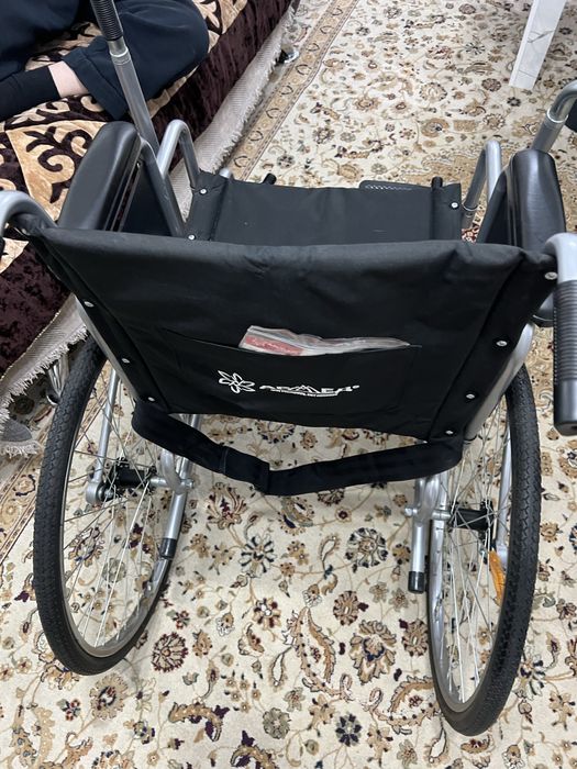 Инвалидная коляска