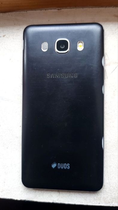 Samsung j5 16 sotiladi