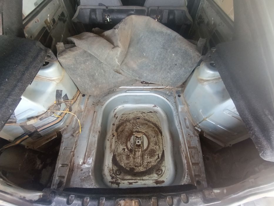 Продам ваз 2112 из под деда