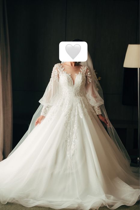 Продам шикарное свадебное платье