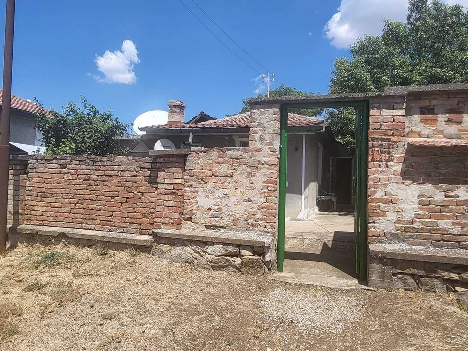 Продава се Къща в Павликени - 70 кв.м за 430 €/кв.м - Снимка #3