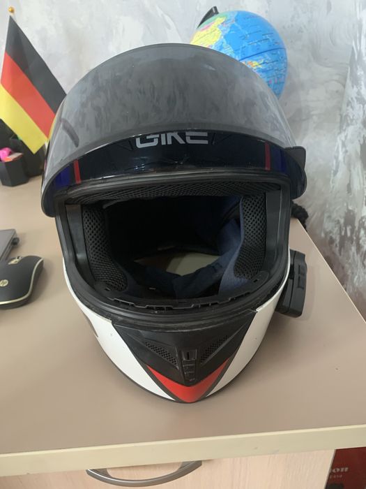 Продам шлем GIKE с гарнитурой