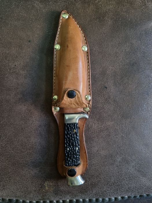 Нож Петко Генов с приставки, чисто нов