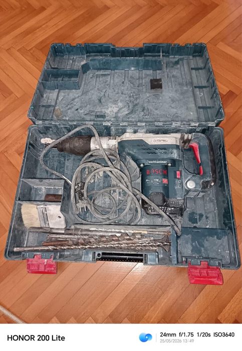 Bosch Professional GBH 4 DFE cu valiză și burghie SDS