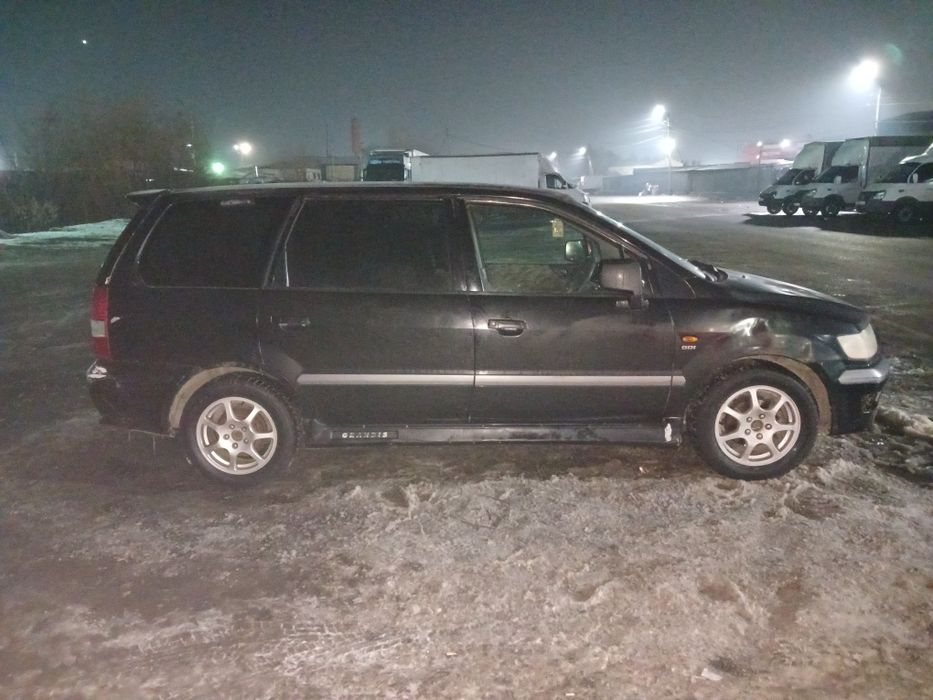 Митсубиси шариот