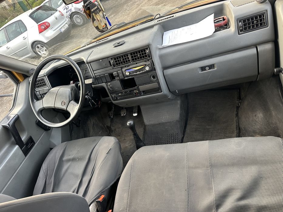 Vw Transporter T4 DOKA/1995/2.4TD/Factura pers juridica-1.650€