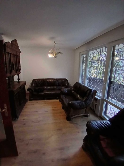 Дава се под наем Тристаен апартамент в София, Лозенец - 85 кв.м за 714 € - Снимка #2