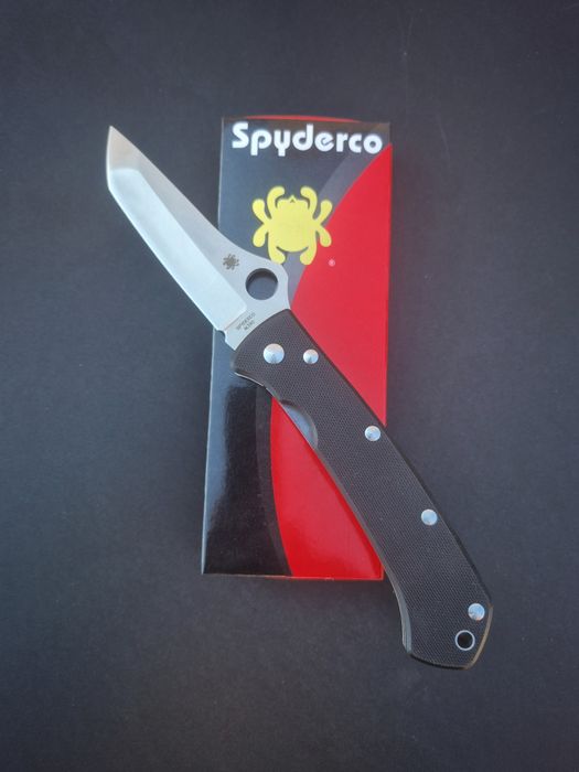 Сгъваем нож Spyderco LUM C46,G10Tanto