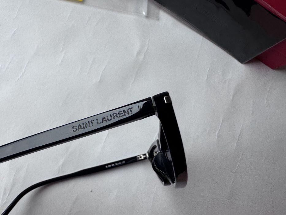 Ochelari de soare Yves Saint Laurent Cat-Eye SL703 55-19 145, Noi