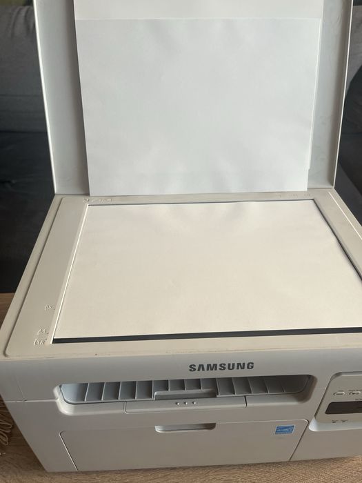 Многофункционален лазерен принтер Samsung SCX-3405