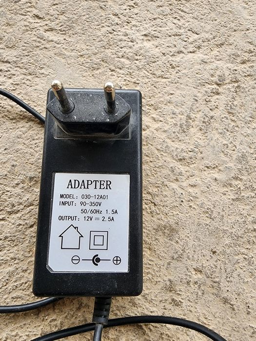 Зарядка от монитор. Телефон