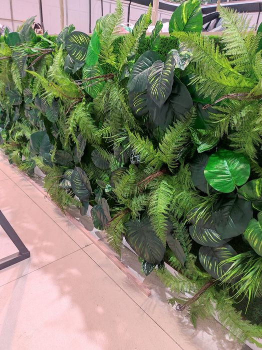 Декоративная стена