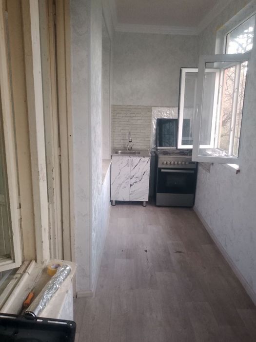 Чиланзар 20. Продажа. 1 комнатная. Срочно. 1.5 х 6