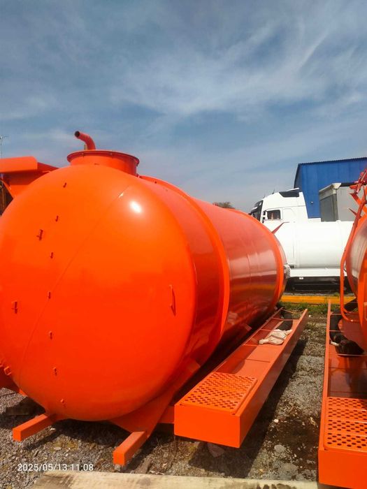 Вакуумные автоцистерны (навесное оборудование)