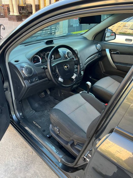 Sotiladi nexia3 avtomat