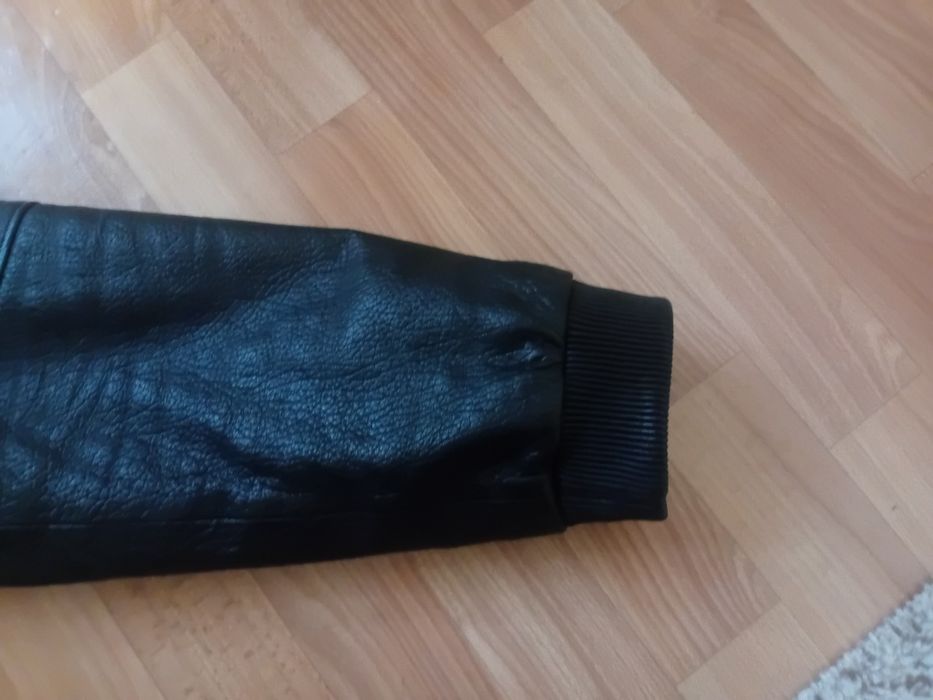 Продам кожанный куртка новый