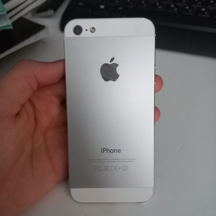 IPhone 5 64 гб памяти
